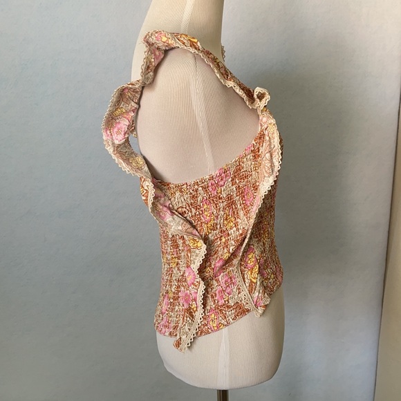VanillaStar Floral ElasticRuched Ruffle Halter Top - Picture 3 of 10